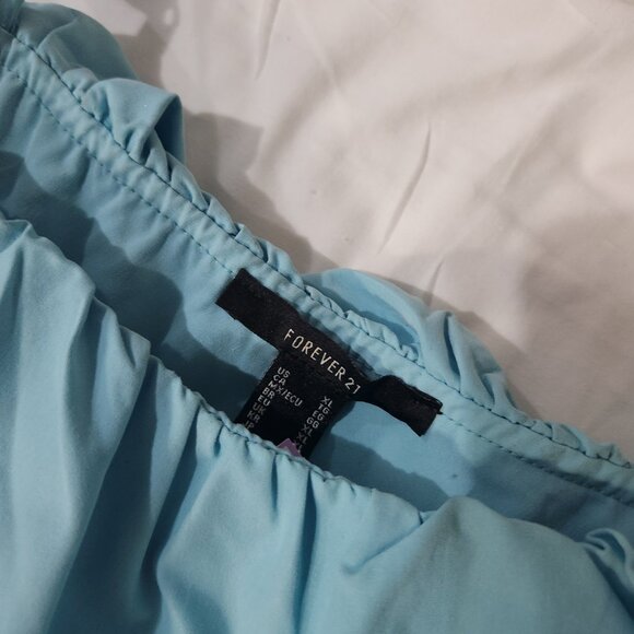 NWT Forever 21 Crop Top Ruffled Off-Shoulder US Size XL Light Blue Asymmetrical - Picture 5 of 5